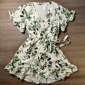 Abercrombie & Fitch angel sleeve wrap mini dress, green/white botanical, size L
